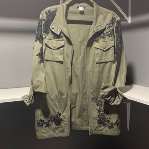 BNWOT VENUS CARGO JACKET